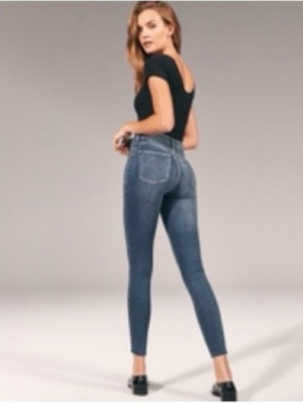 Abercrombie & Fitch Ultra High-Rise Slim Jegging Jeans in Dark Blue Wash